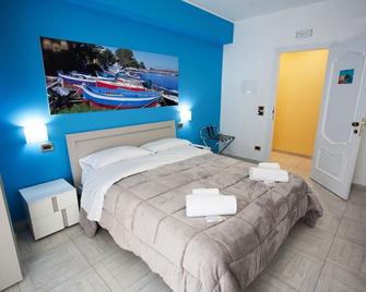 B&B Al Duomo Milazzo - Milazzo - Soverom