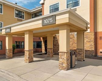Extended Stay America Select Suites - Chicago - Hanover Park - Hanover Park - Building