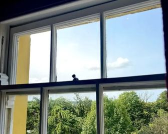 32 Townhouse - Narberth - Balcony