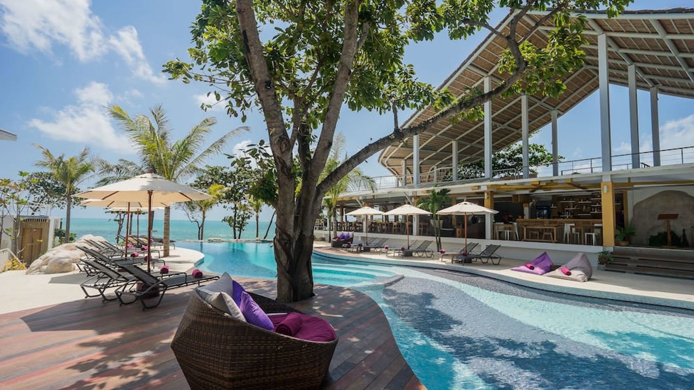 White Sand Samui Resort