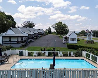 Hillside Hotel - Luray - Басейн