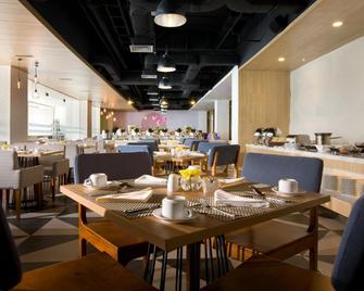 Hotel Santika Mega City - Bekasi - Bekasi - Restaurante