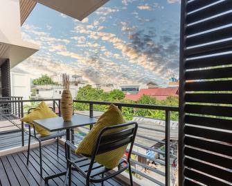Studio365 Apartment - Chiang Mai - Balcony