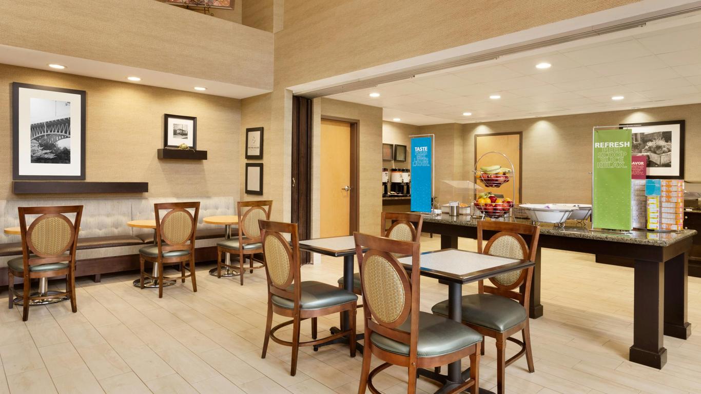 Hampton Inn & Suites Birmingham East Irondale