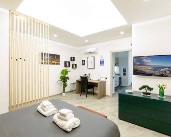 Home4Apartment Salerno center, private patio - Salerno - Bedroom