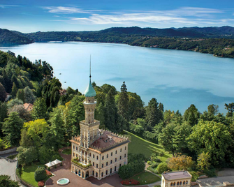 Villa Crespi - Orta San Giulio - Edificio