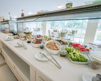 Perla Royal Hotel - Primorsko - Buffet
