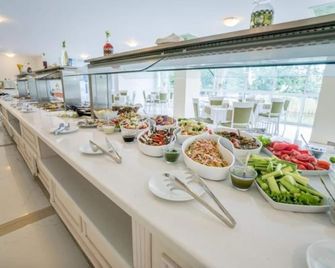 Perla Royal Hotel - Primorsko - Buffet