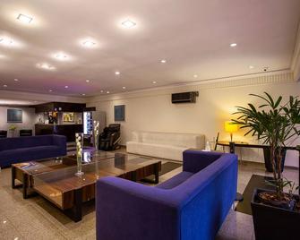 Rede Andrade São Francisco - קוריטיבה - טרקלין