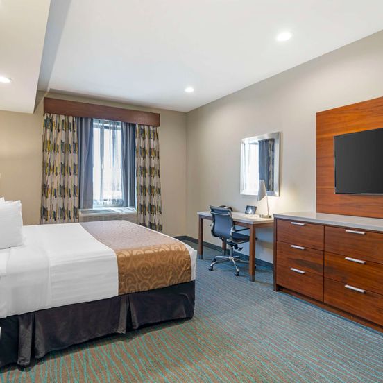 Best Western Plus Gardena Inn & Suites image 1