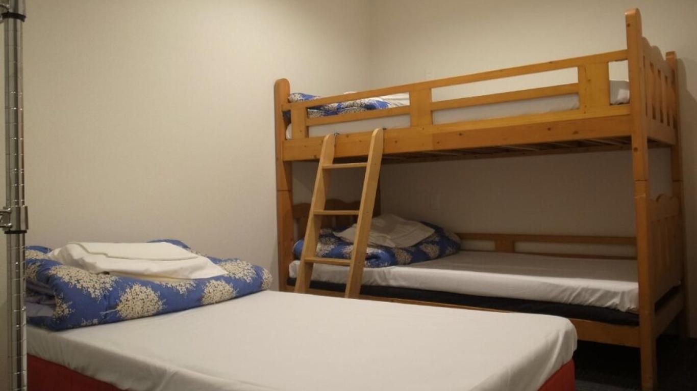 Fukuoka Backpackers Hostel
