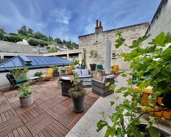 Best Western Hotel De France - Chinon - Patio