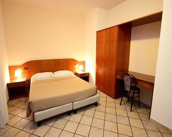 Villa Franca - Santa Flavia - Camera da letto