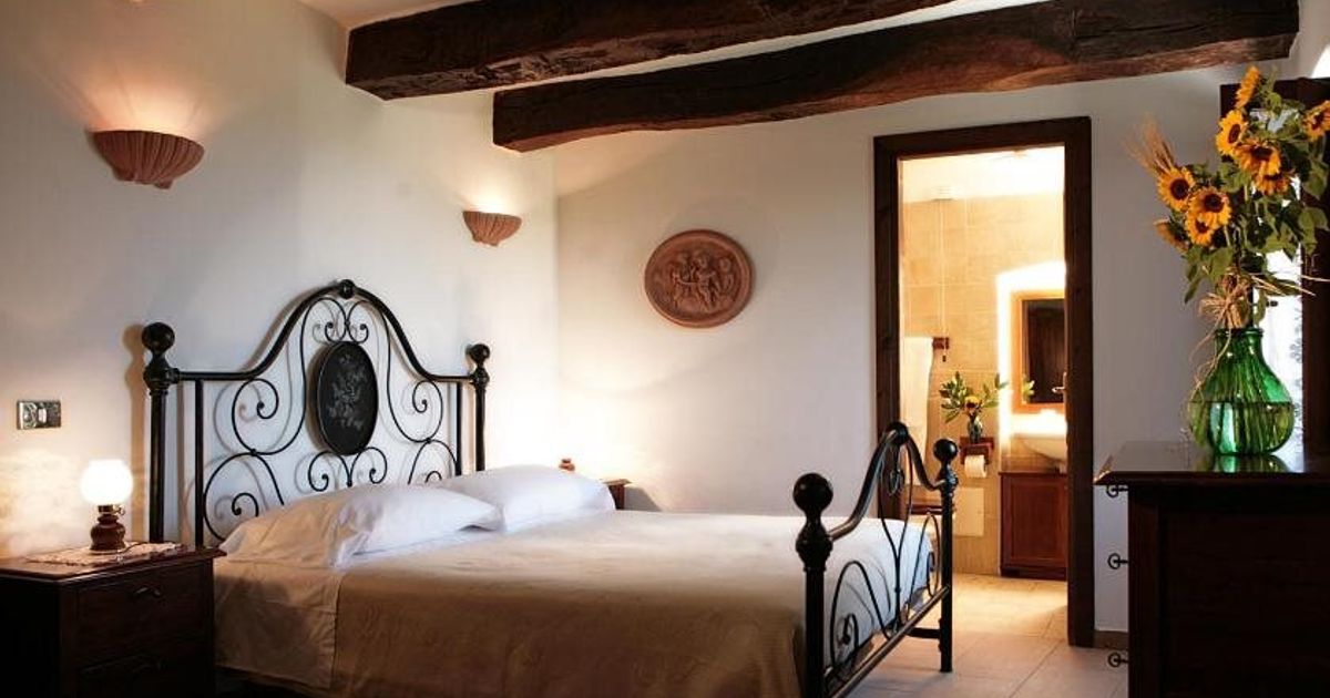 castelnuovo parano al piccolo borgo