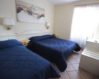 Ristorante Albergo Dante - Montefiascone - Chambre
