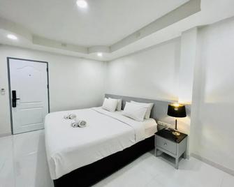 Bed By Tha-Pra Sha Plus - Bangkok