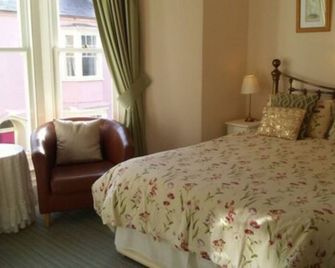 Myrtle House Hotel - Tenby