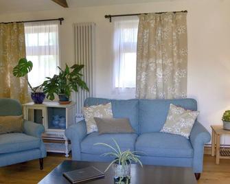Cowslip Cottage Ukc1898 - Woodhall Spa - Living room