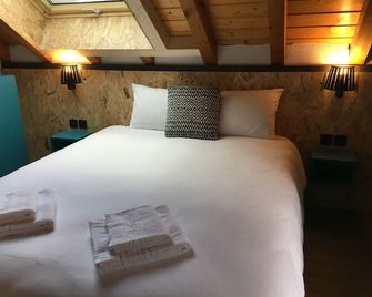 Moontain Hostel - Oz - Chambre