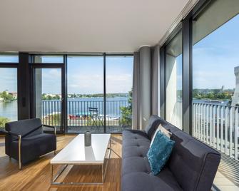 Waveboard Hotel & Boardinghouse - Potsdam - Balcony