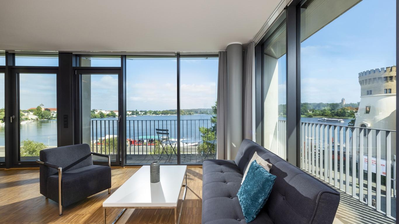 Waveboard Hotel & Boardinghouse