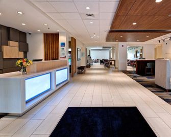 Holiday Inn Express & Suites Great Bend By IHG - Great Bend