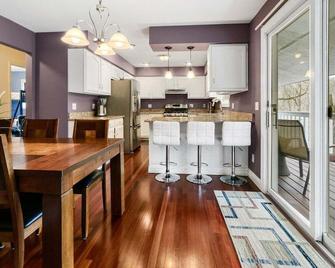 Forest Harmony House - Less than a Mile to Geneva Lake - 日內瓦湖 - 廚房