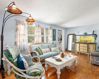 Quaint Cozy Quiet Florida Home discount for summer stays - Lake Mary - Olohuone