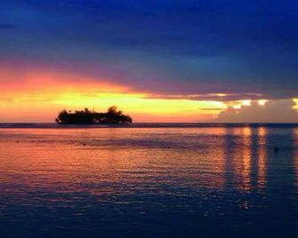 Raiatea Lodge Hotel - Uturoa - Outdoors view