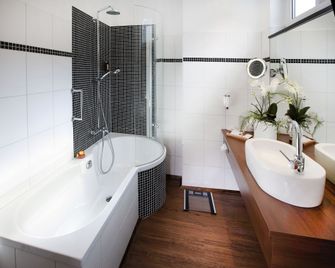 Boutique-Hotel Moseltor - Traben-Trarbach