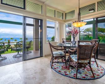 Kapalua Ridge Villas By Kbm Vacations - Kapalua - Dining room