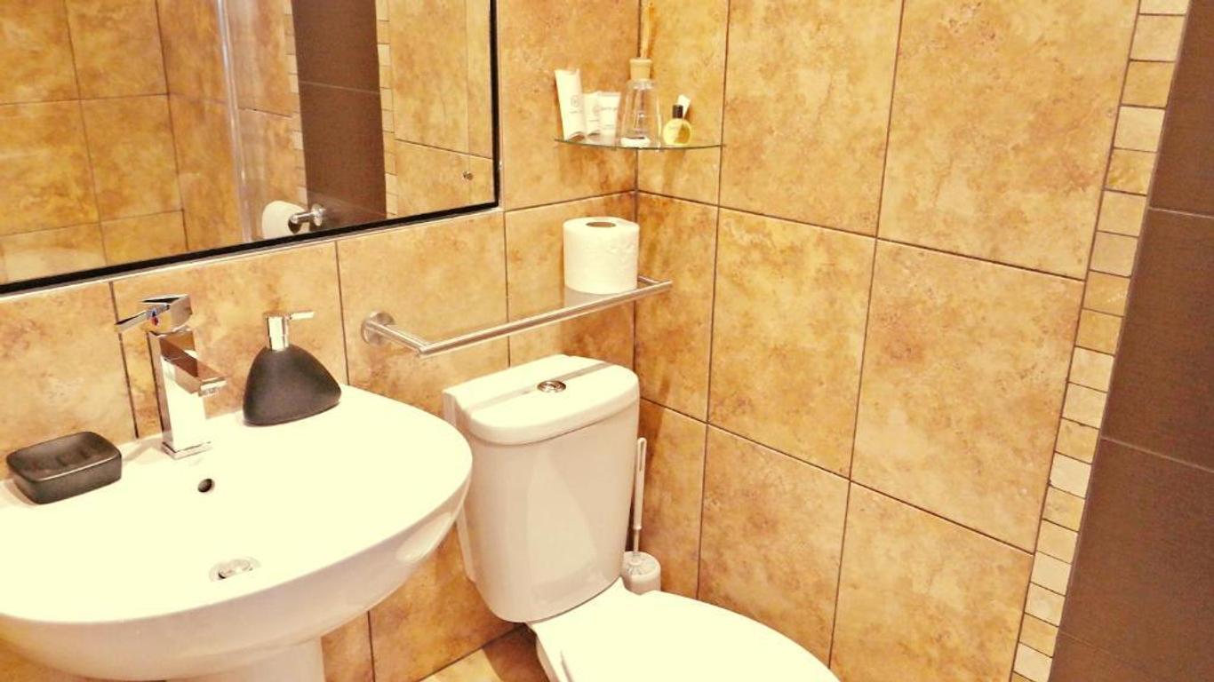 Jessamine House Hotel