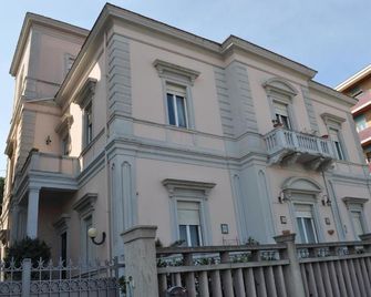 Villa L'Aurora - Pescara - Building