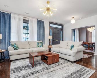 Brooklyn House, Downtown Wilmington - Wilmington - Wohnzimmer