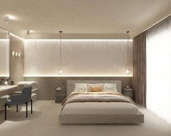 Core Hotel - Polychrono