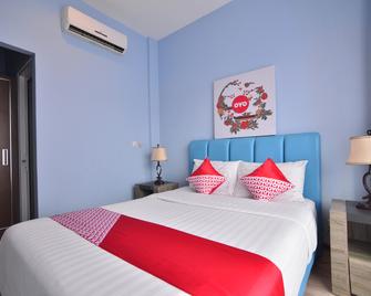 OYO 1097 Appartel Cempaka - Pontianak