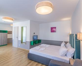 Boulevard Boutique Hotel - Sunny Beach - Makuuhuone