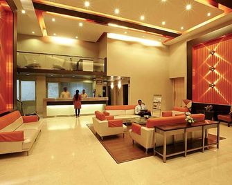 Avion Hotel - Bombay - Lobby