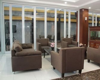 Atrium Premiere Cilacap - Cilacap - Lobby