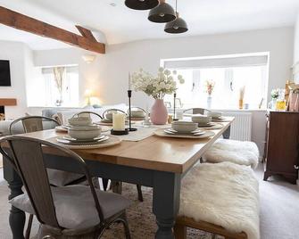 The Barn, Chipping Norton, Cotswolds - Chipping Norton - Dining room