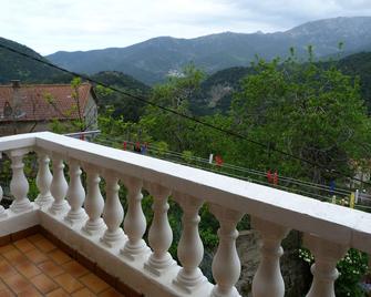 Zicavo village house - Zicavo - Balcón