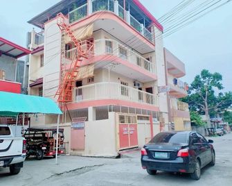 Dmc Caralos Vacation Inn And Dormitory - Dávao - Edificio