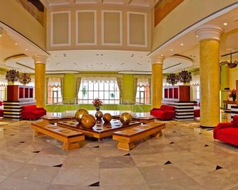 Iberostar Rose Hall Suites - Bahía Montego - Lobby