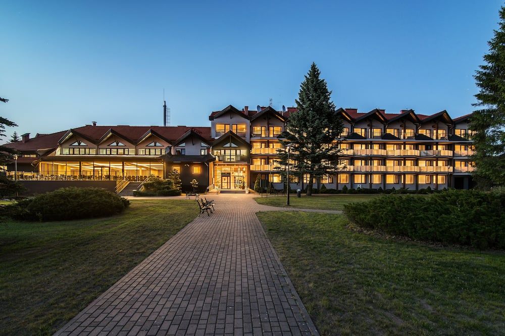 مازورسكي راج هوتل مارينا آند سبا