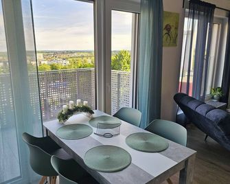 Sun Prague - Deluxe Terrace - Praga - Comedor
