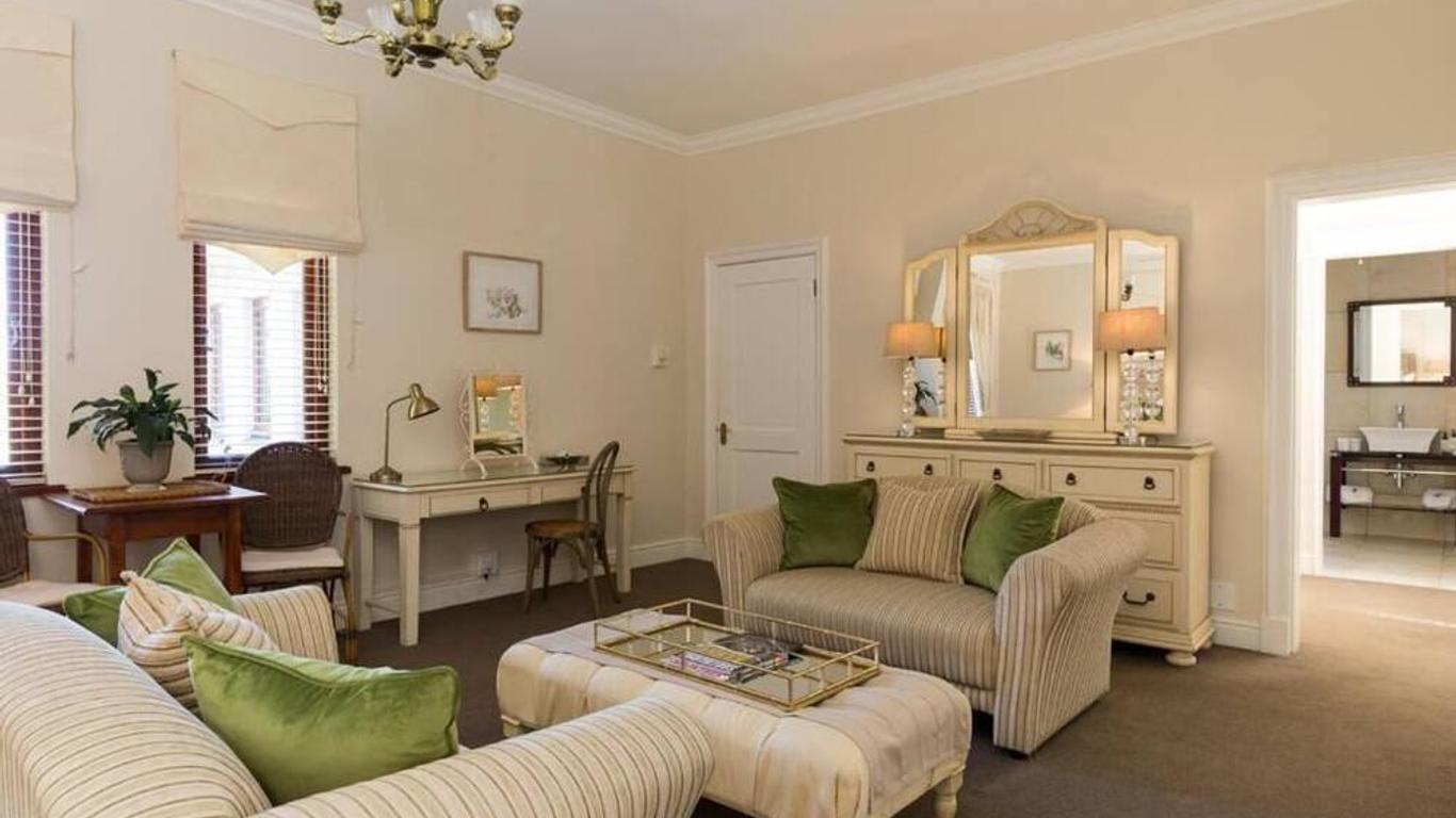 Fernwood Manor Boutique Guest House