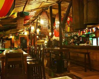 Singgahsana Lodge - Kuching - Bar