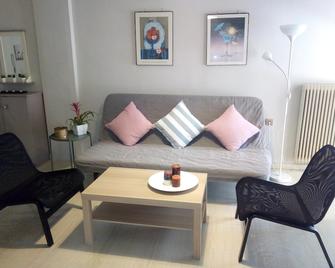 Karditsa Home Sweet Home - Kardítsa - Living room