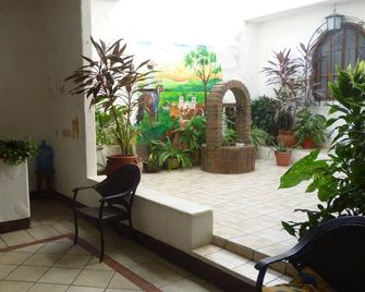 Hotel Casa Vieja - Puerto Escondido - Lobby