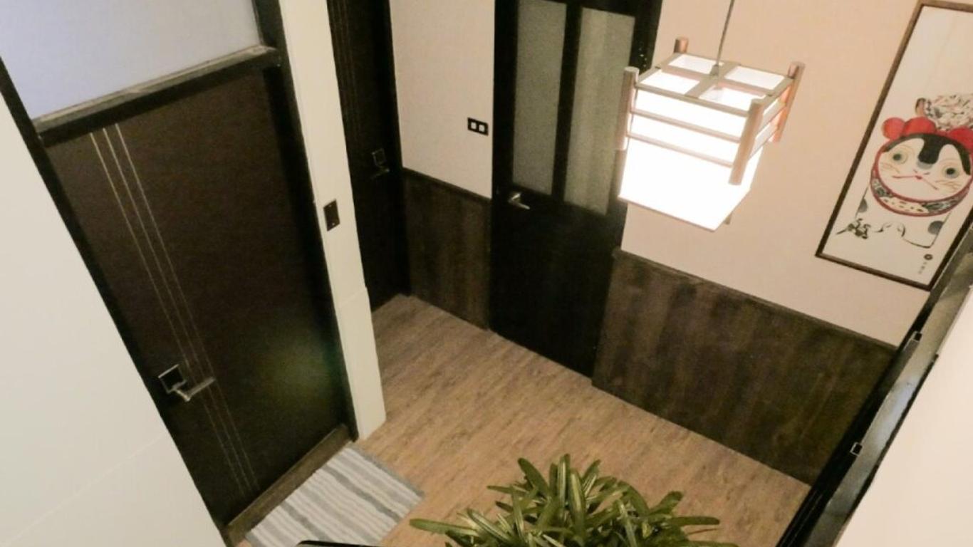 ريد هاوس آند أولد لين